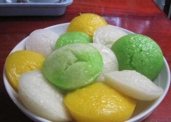 Bánh bò cực ngon nếu có thêm mè ở trên tạo độ thơm