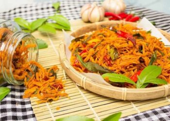 Bảo quản khô gà tốt hơn từ khâu chế biến