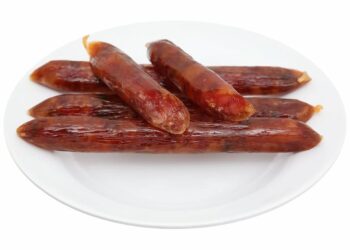 Giới thiệu món lạp xưởng bò người Chăm