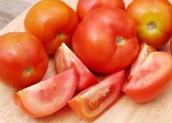 Nhìn núm của quả