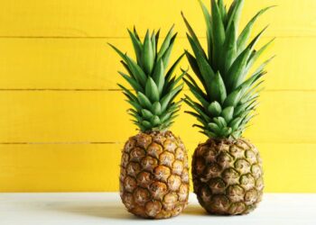 Cách chọn dứa ngon